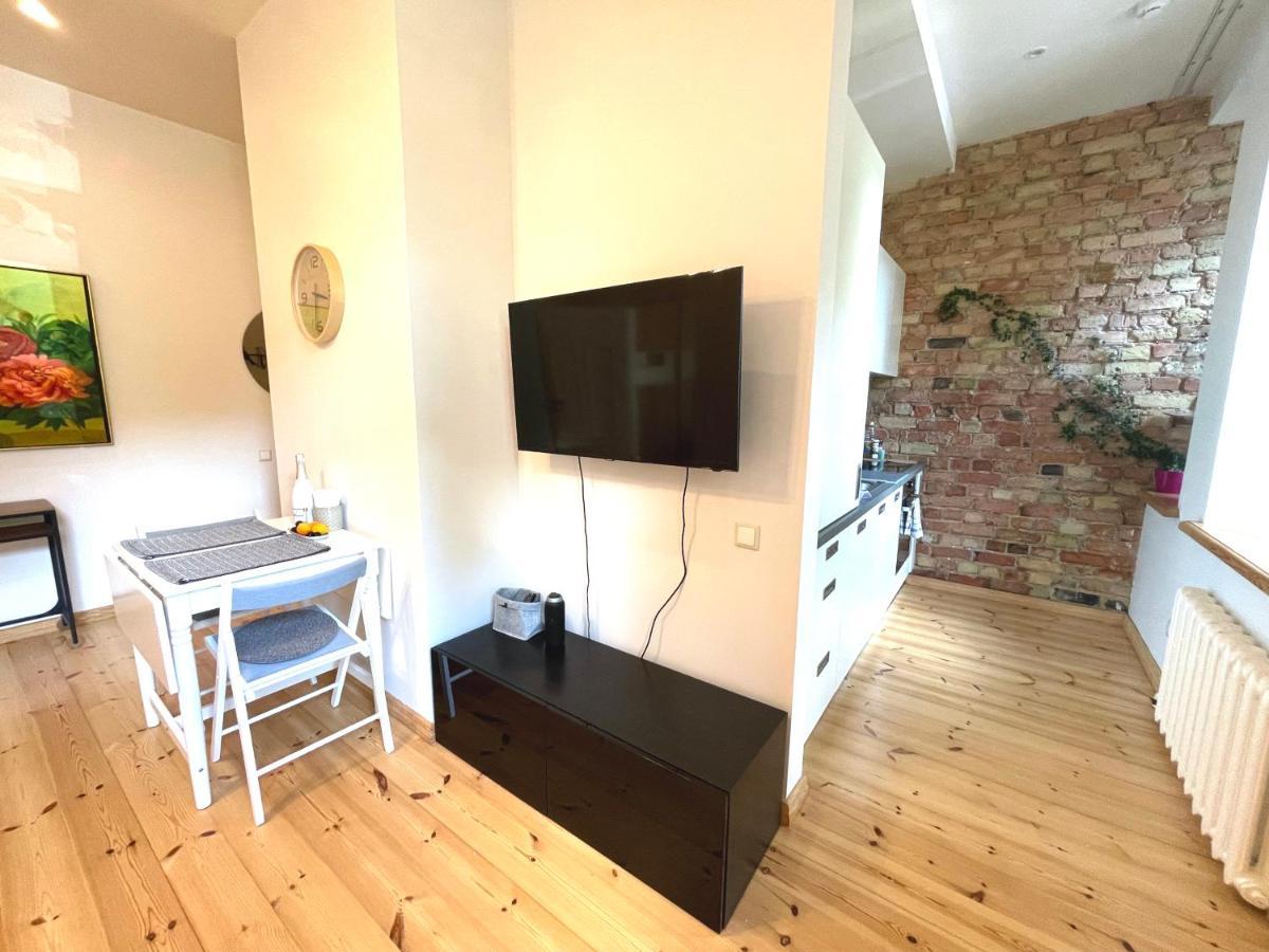 Cozy Home Matisa Apartment, Free Parking, Self Check-In Riga Buitenkant foto